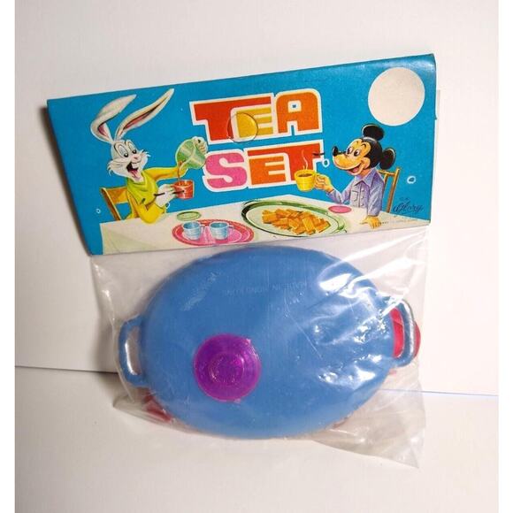 Bugs Bunny Mickey Mouse Sealed Plastic Toy Play Tea Set Hong Kong 1951 UNUSED - Picture 3 of 3